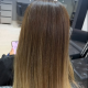 Retoque Suas mechas cresceram? Talvez seja hora de renovar a iluminação!